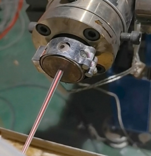 短管裁切一体机