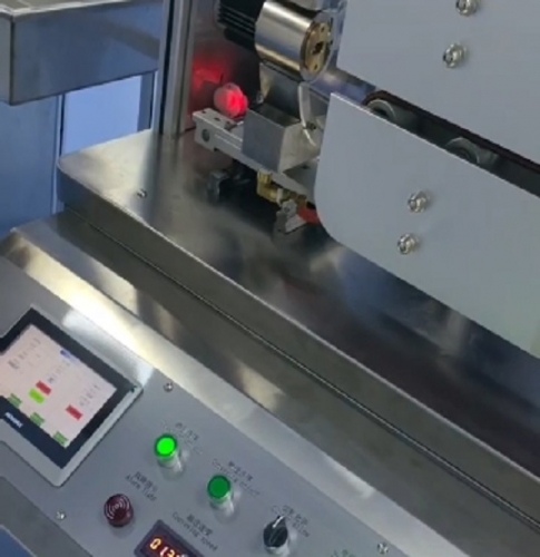 裁切牵引一体机视频展示